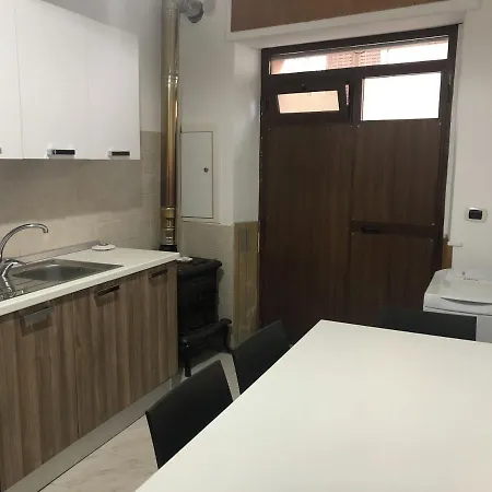 بيت للعطل Visit.antonimina | Antonimina