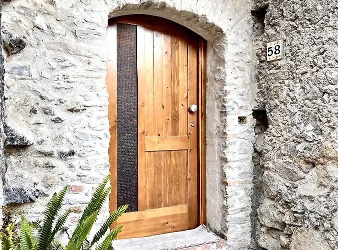 Hébergement de vacances Visit.antonimina | *