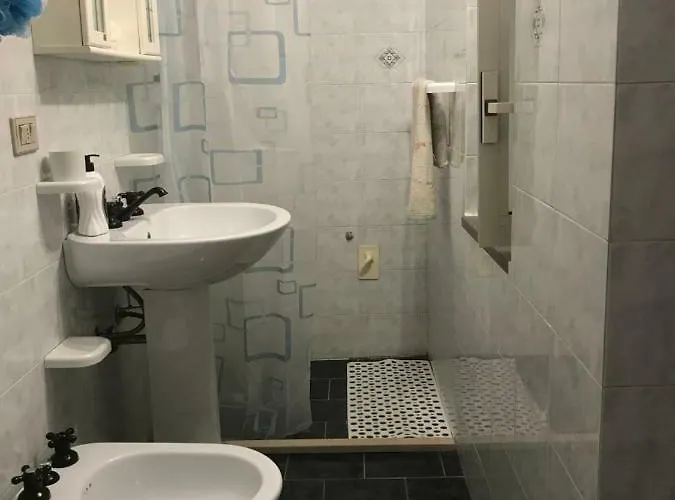 Hébergement de vacances Visit.antonimina | *